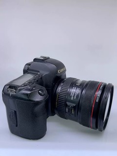 十年老机皇​佳能EOS 5D Mark II