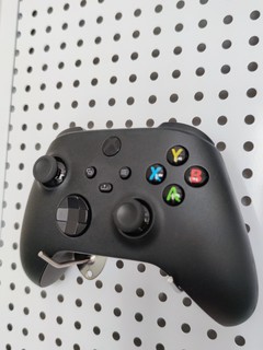 双11，京东自营最终三次保价拿下Xbox手柄。