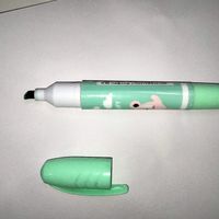 荧光笔颜色纯正，用来做笔记很方便