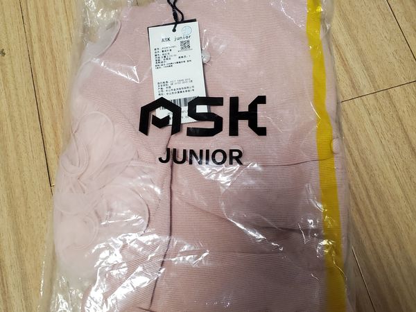 宝宝的新年衣服