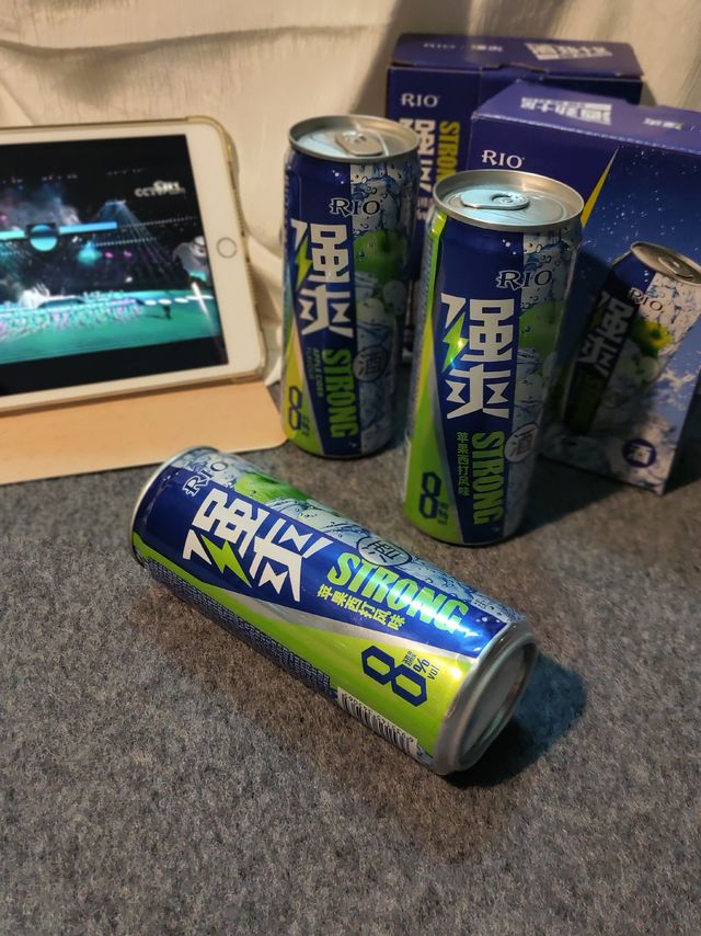 看世界杯，来点小酒，速度看球赛啦