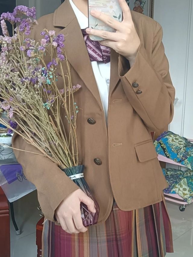 秋日氛围感秘诀｜性价比超高茶色西装测评！