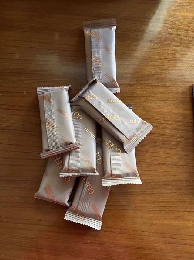 盐津铺子咖啡饼干