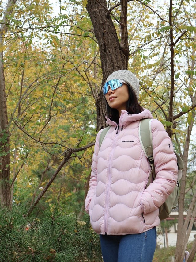 好看轻薄保暖防风透气的PP羽绒服