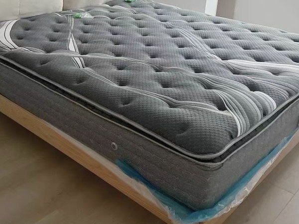 用了这个床垫感受五星级睡感！