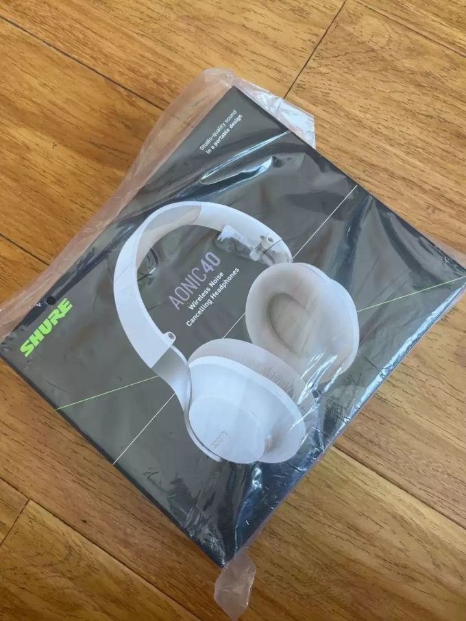 舒尔头戴式耳机