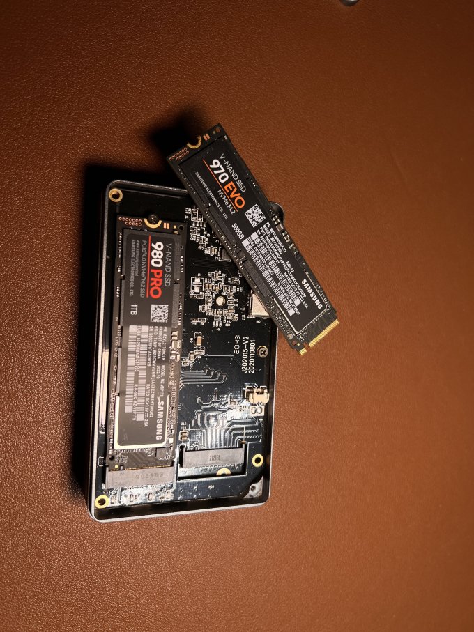 三星980 pro固态硬盘怎么样 终于到手了—国行的980pro固态硬盘 _什么