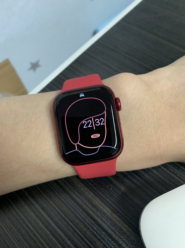 是时候为红色Apple Watch正名了。