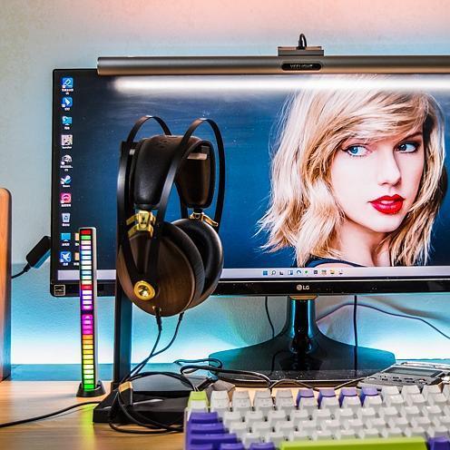 小烧初选，Meze 99 Classics 不会错，温润又耐听