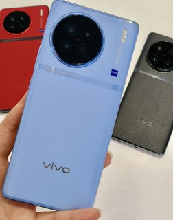 vivo X90上手实测及配色版本选购建议。