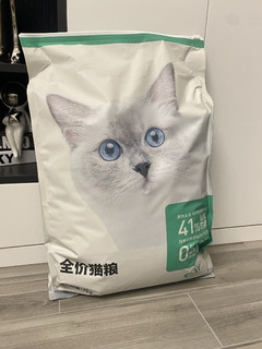 惊了！新购的猫粮真的巨大一包啊！