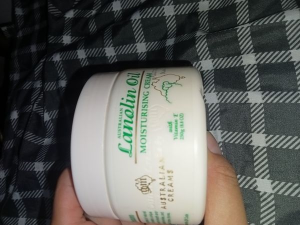 澳芝曼绵羊脂滋润维E霜