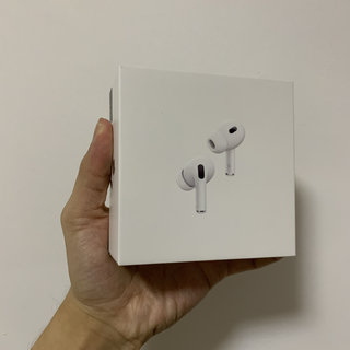 拼多多入手包装盒很脏的AirPods Pro二代，从一开始的怀疑，到后面的真香