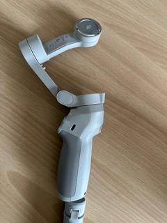 大疆Osmo Mobile SE手机云台稳定器