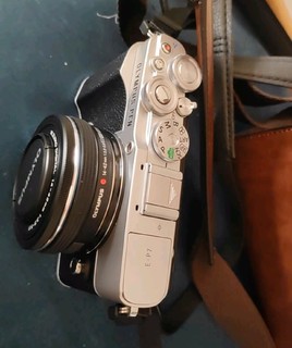 奥林巴斯EP7微单相机