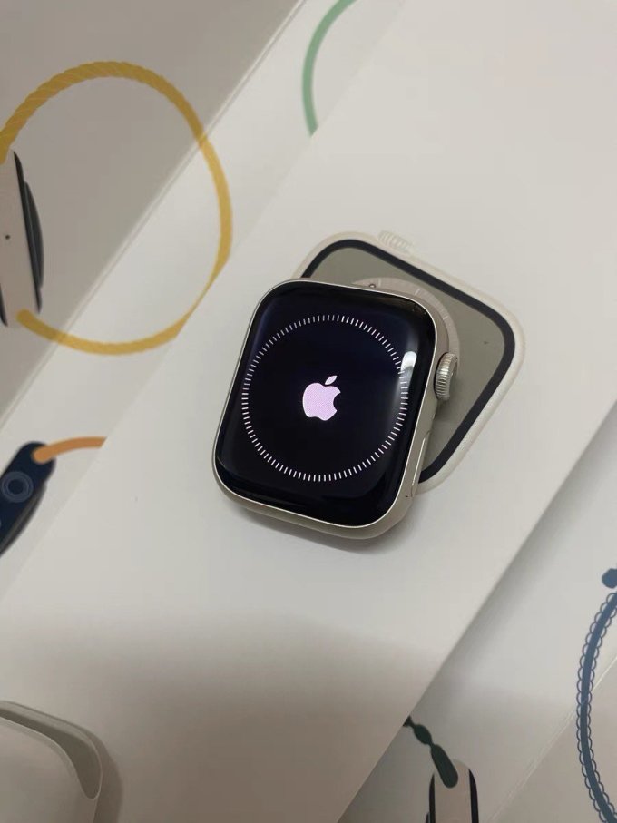 苹果智能手表怎么样 贼好看的starlight星光色apple watch_什么值得买