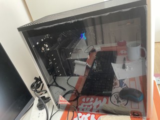 台式电脑机箱