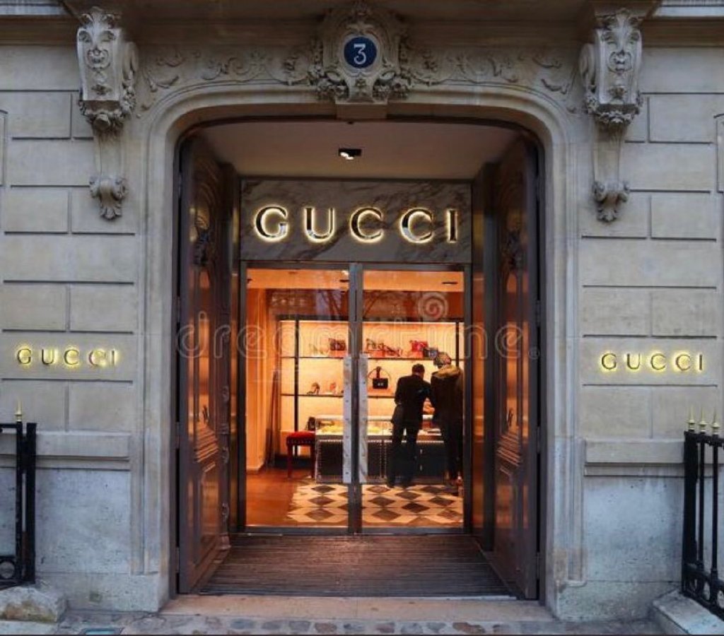 Gucci设计师突然宣布离职！7年来审美疲劳，业绩增涨缓慢才是根本原因？