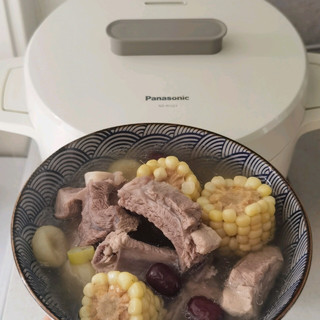 用松下电饭煲做​排骨玉米汤