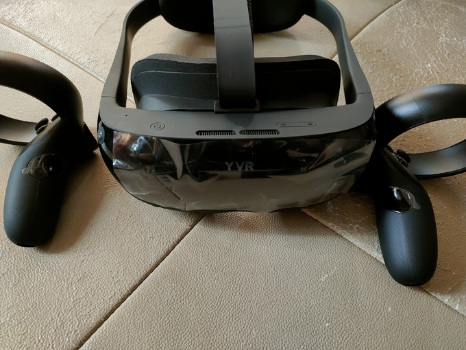 VR设备
