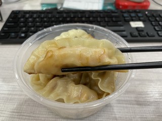 好吃不踩雷 泡菜味的王饺子，一定要尝一下