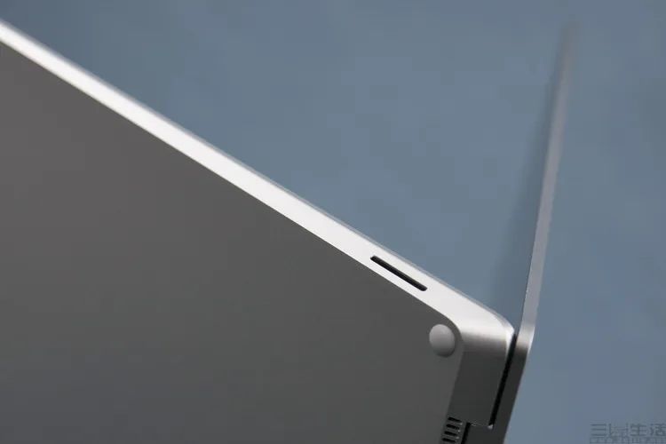 微软Surface Laptop 5评测：轻薄本的正确形态