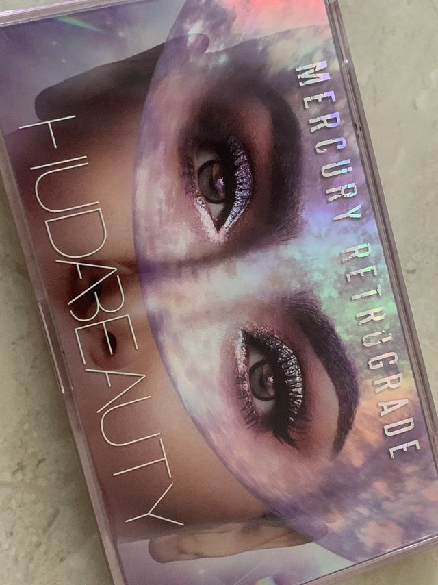 hudabeauty 绝美眼影盘