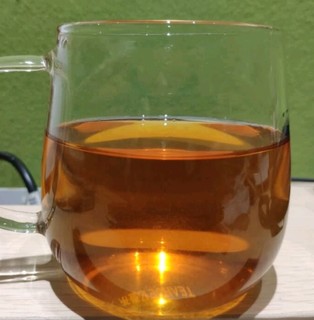 边品红茶边看世界杯