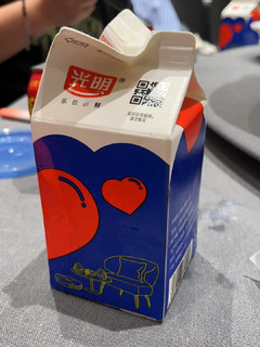 最最最喜欢的牛奶还是光明的look了！