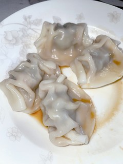 多吃点韭菜饺子，防止被割韭菜