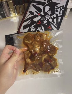 麻辣猪尾巴骨熬夜零食