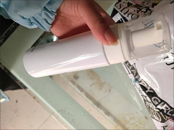 健美创研洁面乳