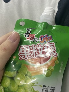 喜之郎葡萄汁饮料果粒爽