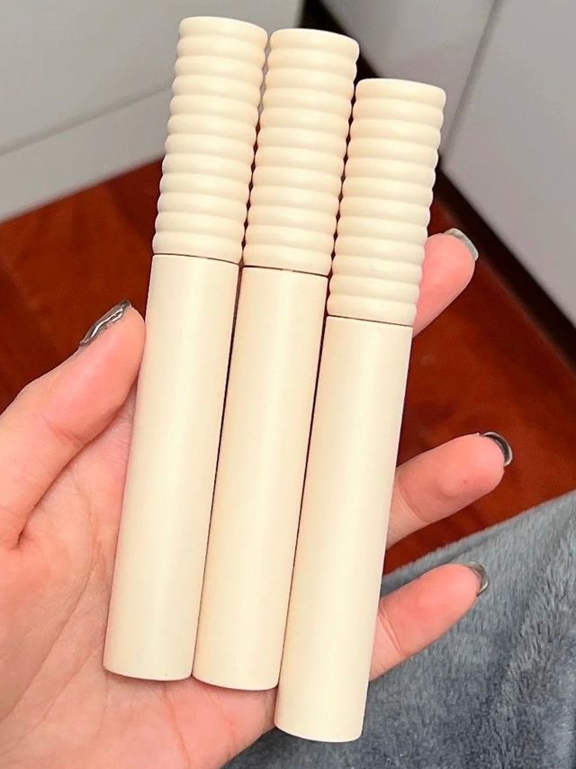 双面梳子刷睫毛膏?刷出太阳花! !