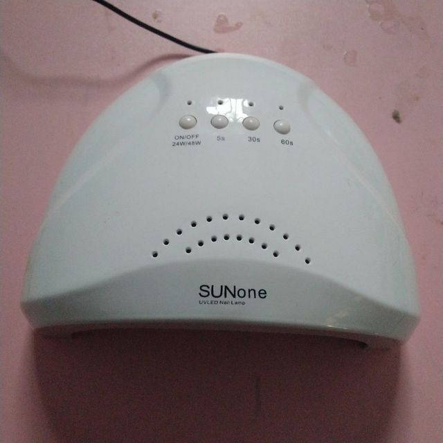 不小的家用美甲灯