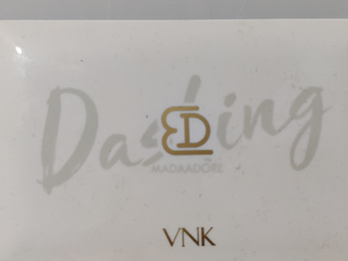 vnk！27一盘的眼影盘有必要这么好看？