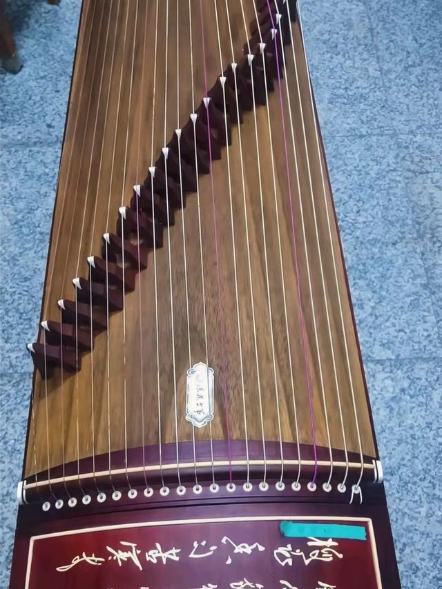 汉律初学者考级实木专业演奏古筝