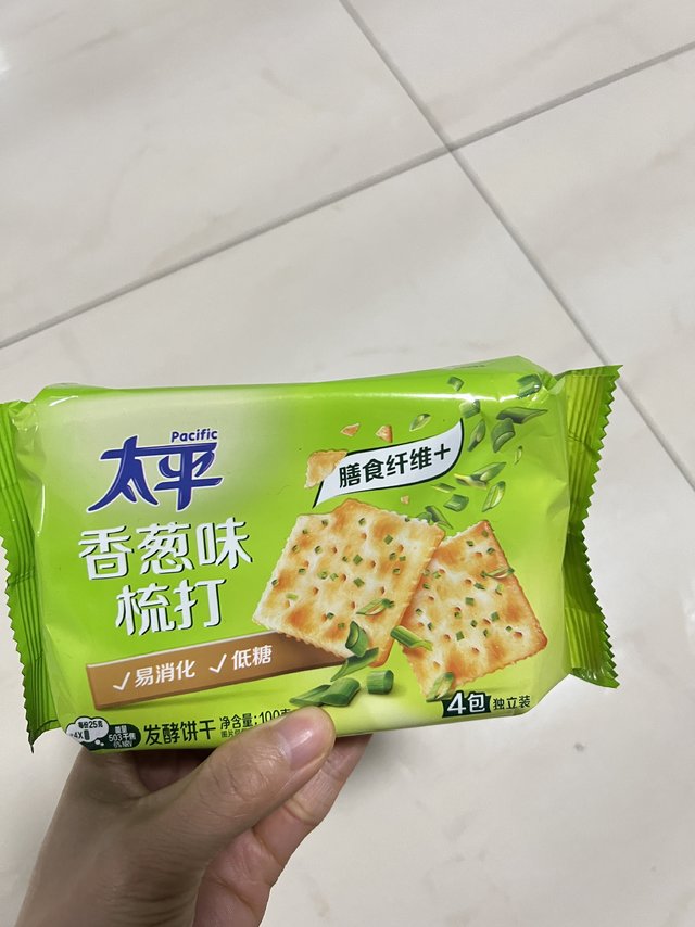 亿滋太平香葱味苏打饼干