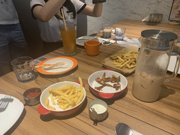 坑姐姐一顿必胜客～