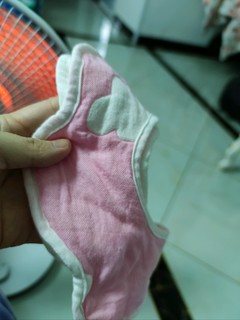 宝宝口水巾干燥一整天