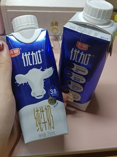 纯牛奶我只喜欢喝优加的！