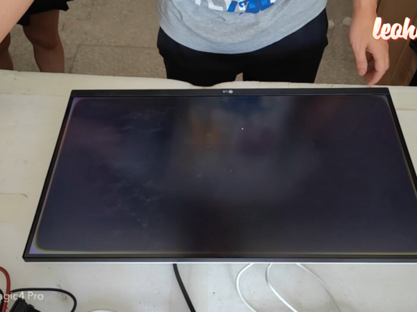 LG 27UK850显示器破损出线花屏红角损坏更换