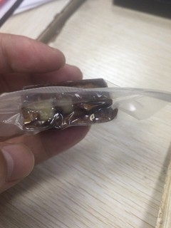 很不错的一款零食 枣夹核桃