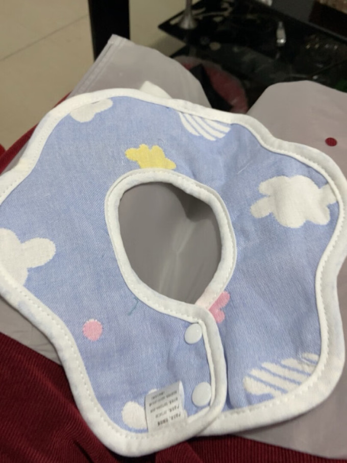 不过领的卷花了很少的钱也值了kissbaby 婴儿6层纱布口水巾063