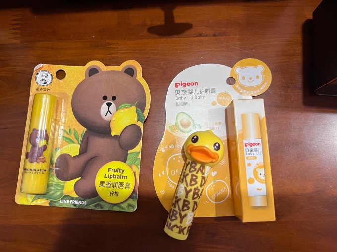 381元拿下贝亲婴儿唇膏