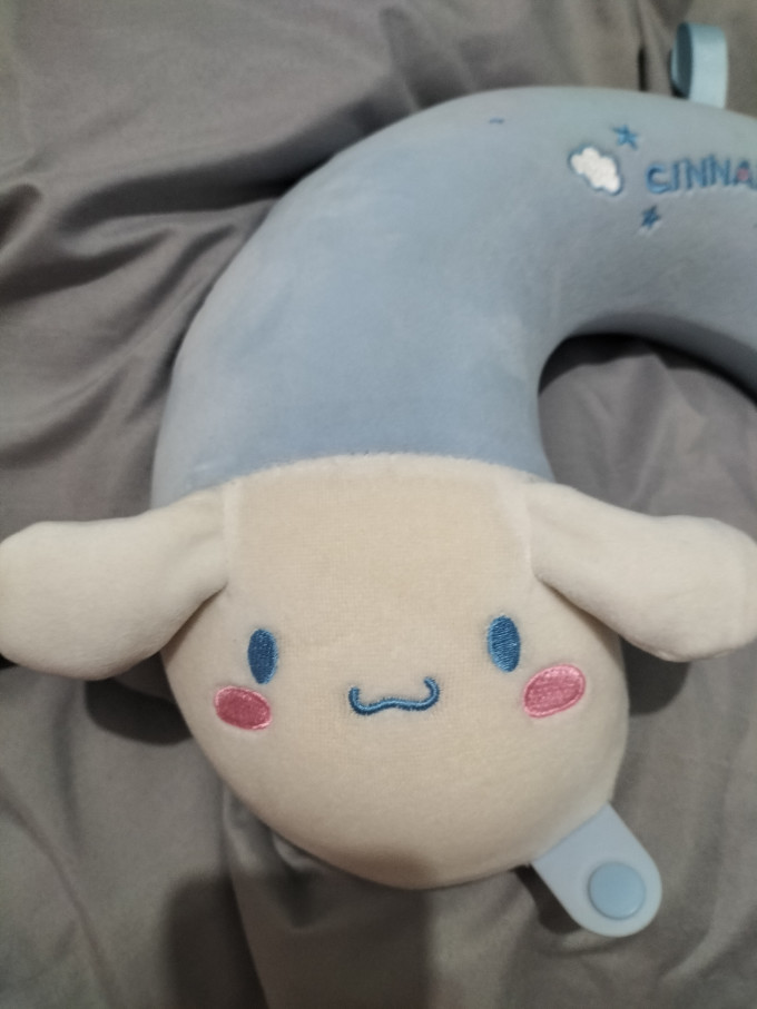 名创优品旅行颈枕