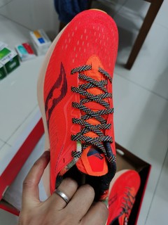 Saucony索康尼啡速2，不到600块