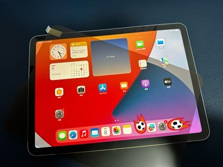  iPad钢化膜正确打开方式。