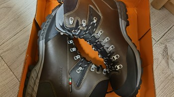 第一双专业登山鞋-海淘ZAMBERLAN 1111 Cresta Goretex RR登山靴上脚
