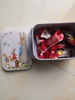 小兔子铁盒德芙巧克力